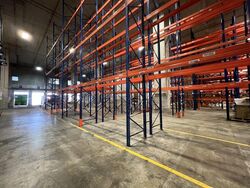 Jalan Buroh (D22), Warehouse #578704611